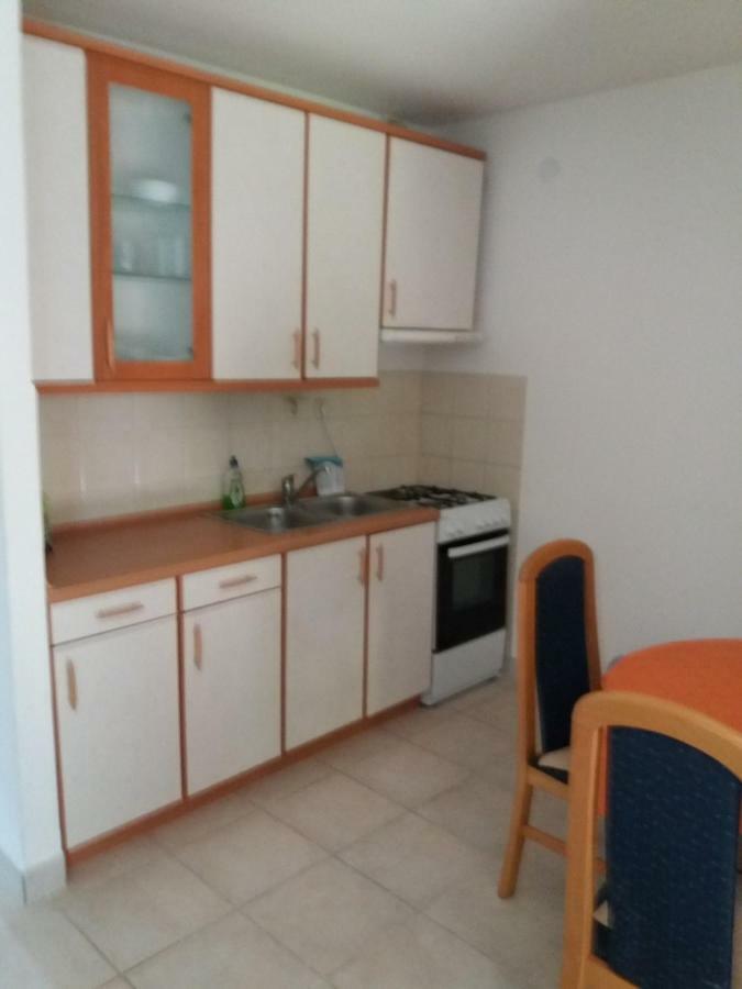 Apartman Koren Malinska Exterior foto